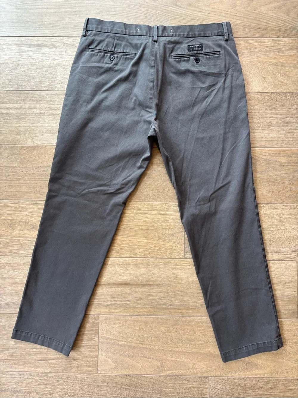 Banana Republic Slim Rapid Movement Chinos